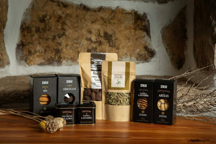 Biscoitos e Infusões